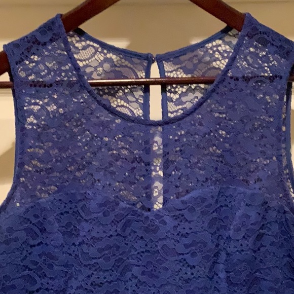 Beautiful Jessica Simpson Lace Dress - Picture 2 of 5